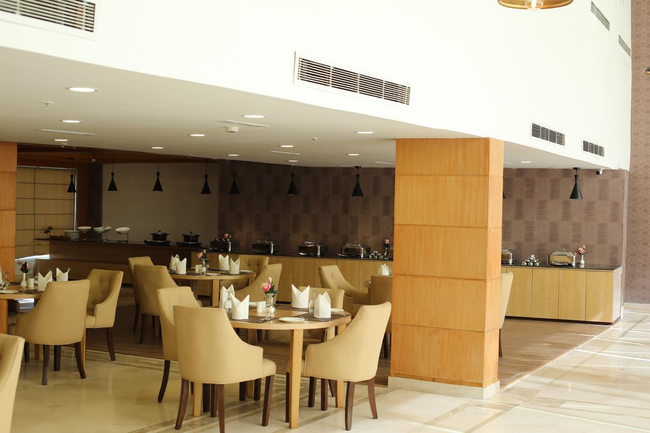 อุดมาน โฮเต็ล แอนด์ รีสอร์ต บาย เฟิร์น เอ็น เรนทัล Hotel นิวเดลี ภายนอก รูปภาพ